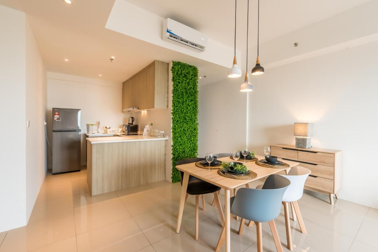 海景房 Seaview 218 Macalister Apartman George Town  Kültér fotó