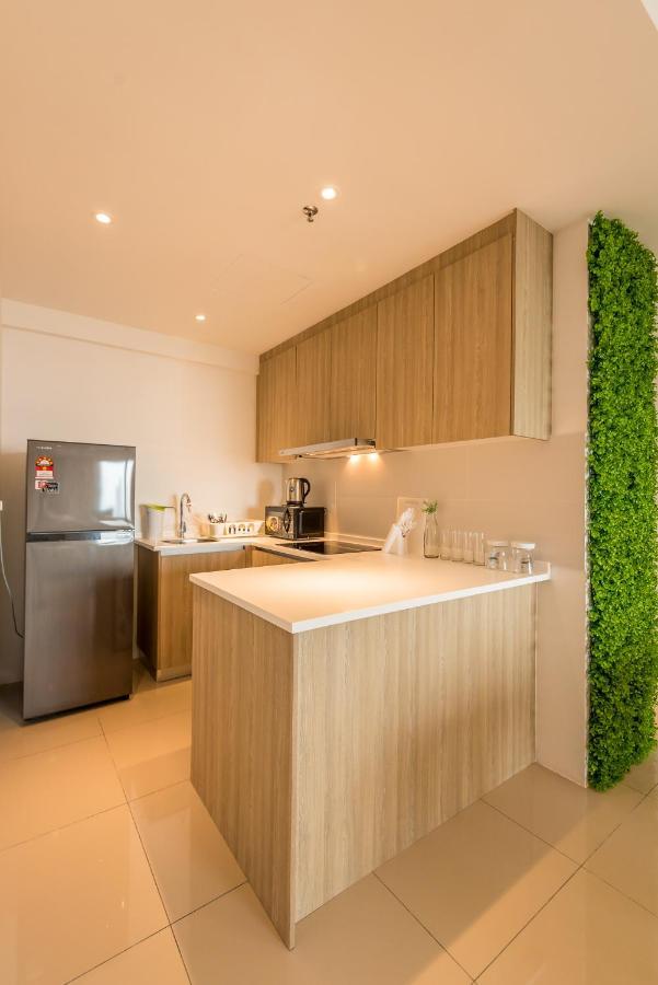 海景房 Seaview 218 Macalister Apartman George Town  Kültér fotó